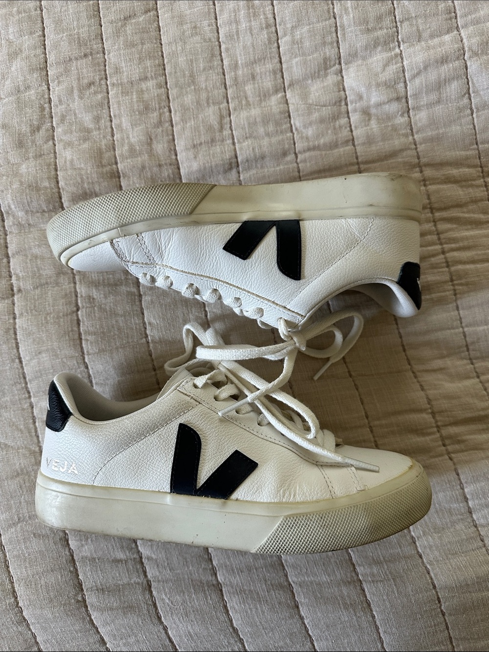 VEJA Campo Shoes